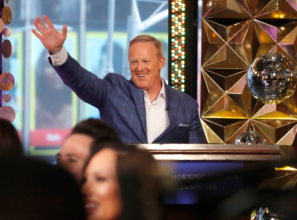 Sean Spicer waves on the set of 'Good Morning America'