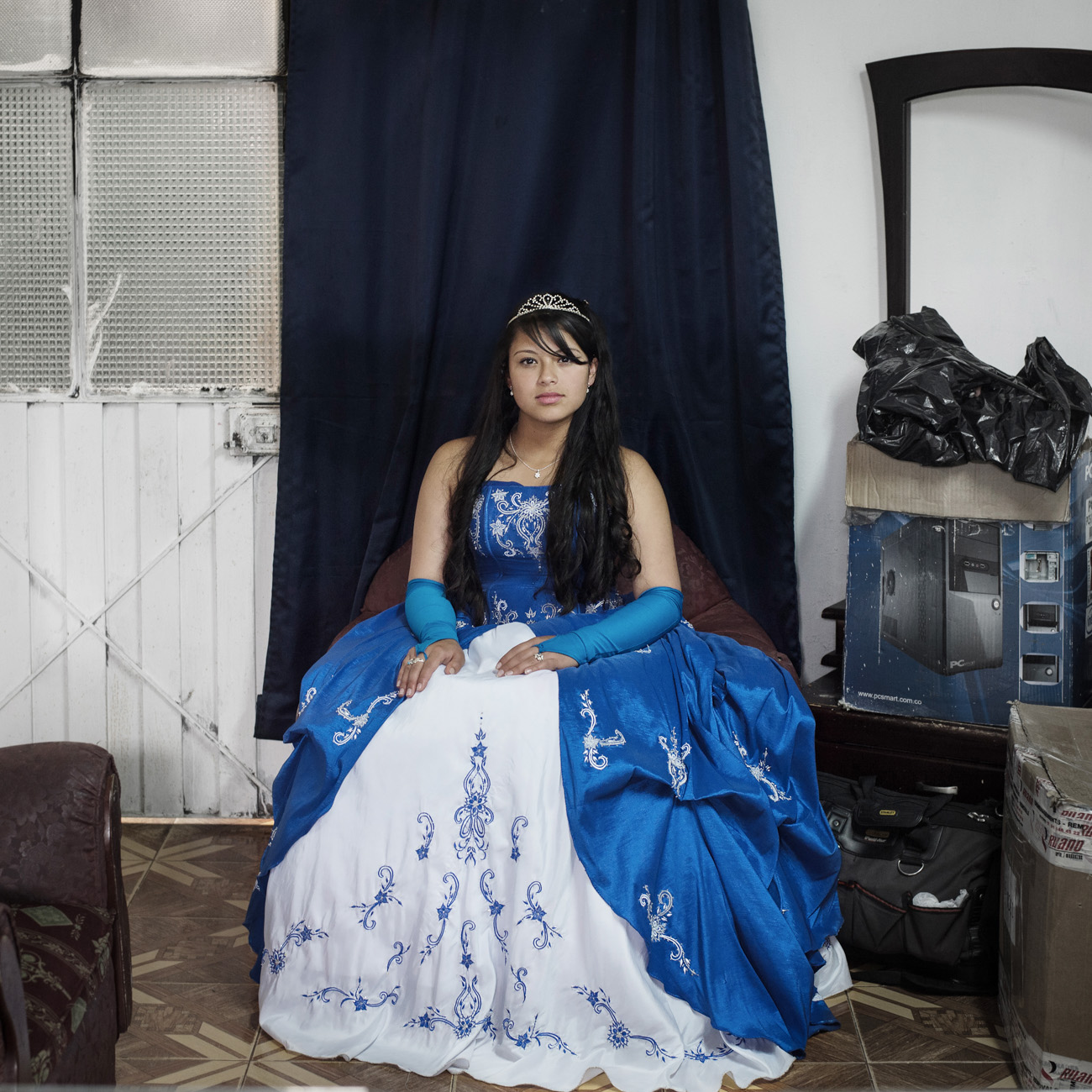 1566506395161-Quinceaneras-en-America-Latina-c-Delphine-Blast-8