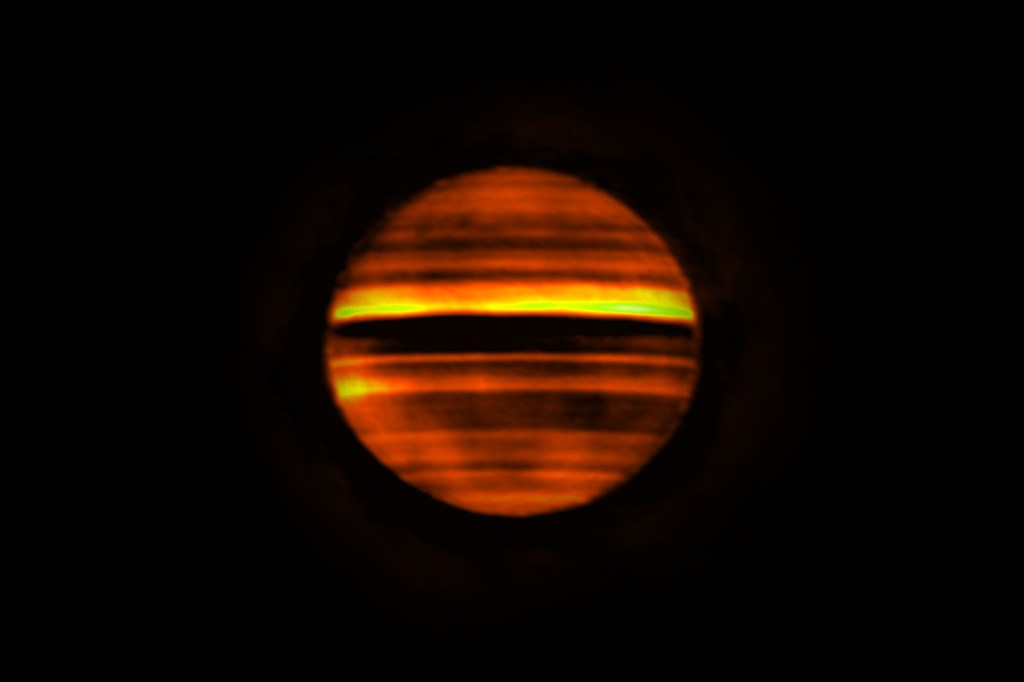 ammoniac nuages Jupiter éruption