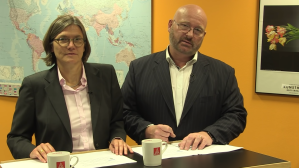 YouTubers Union founder Jorg Sprave and IG Metall Chairwoman Christiane Benner