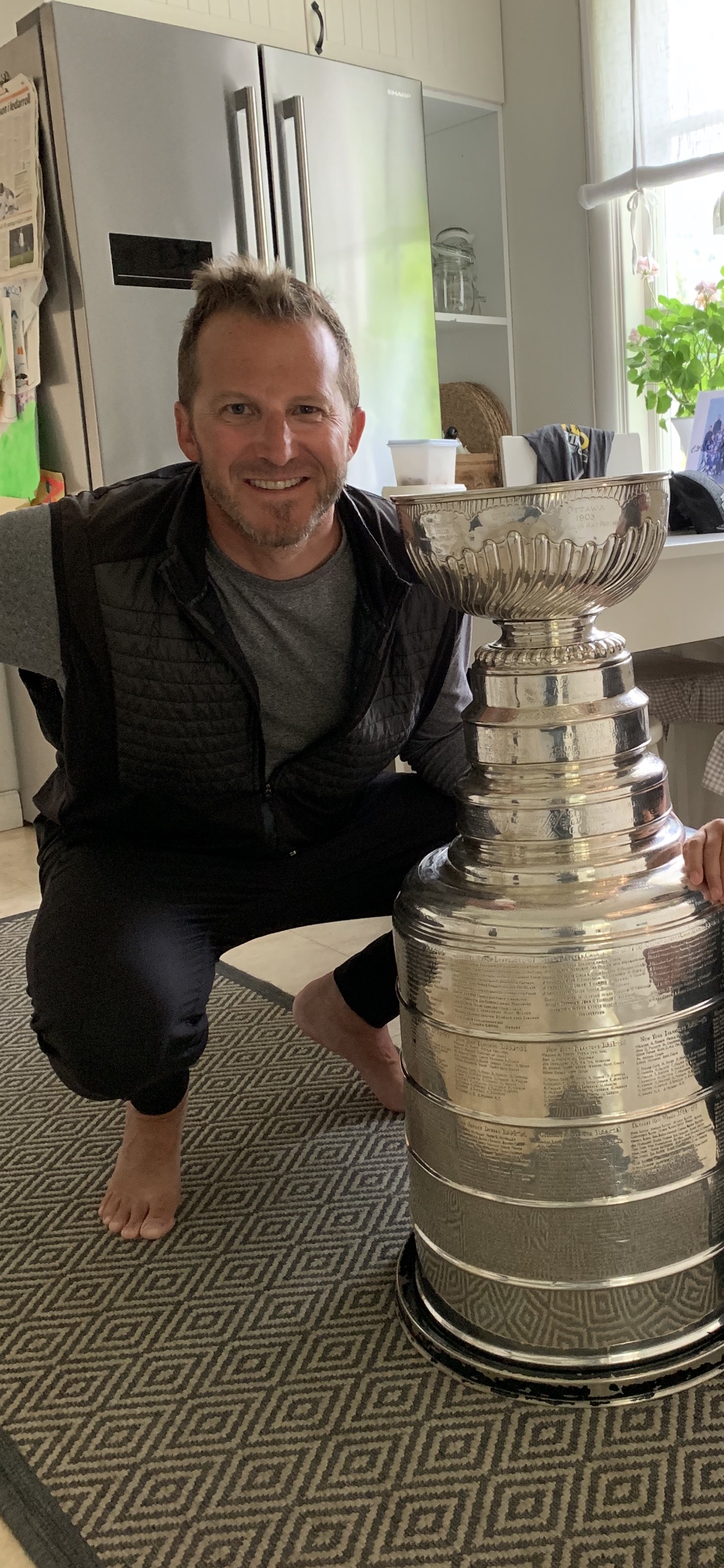 1568746177663-chris-moynes-stanley-cup