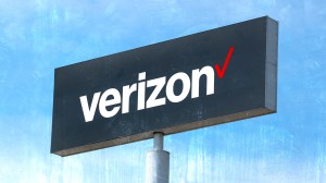 AT&T-and-Verizon-Don't-Want-You-To-Know-Where-5G-Really-Is_HF