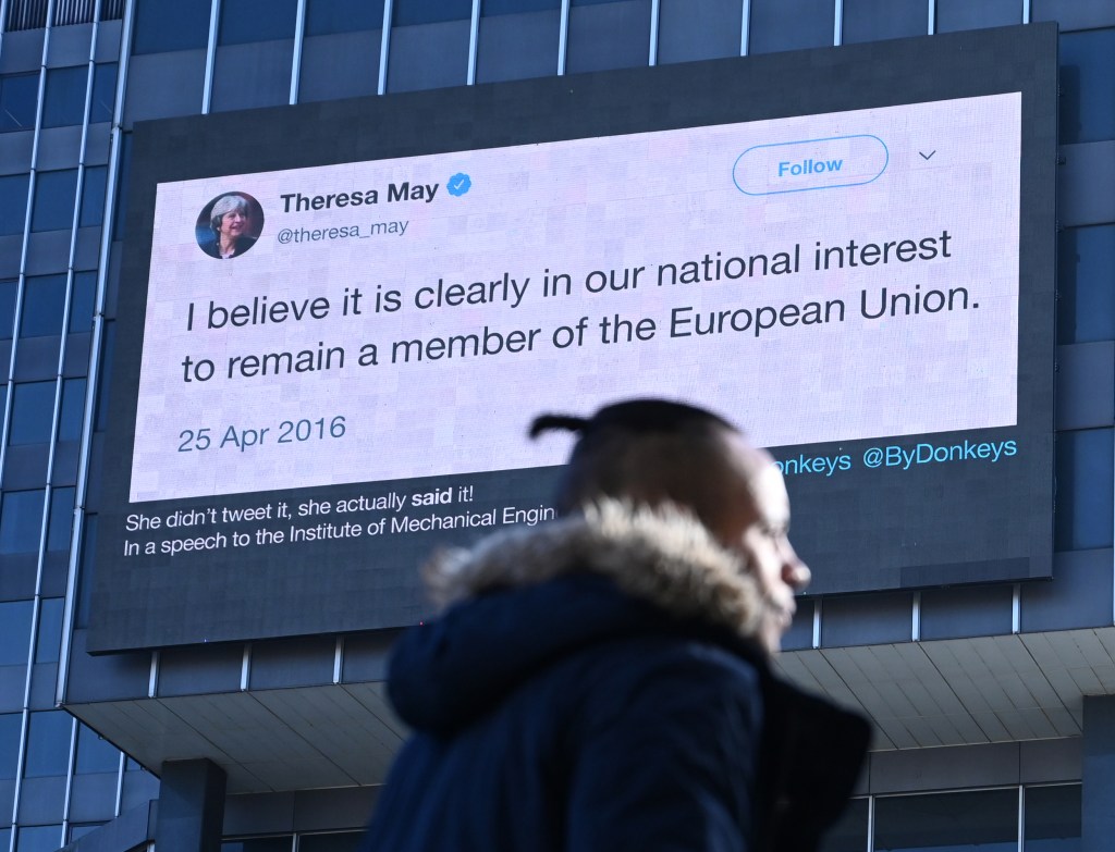 twitter-billboard-theresa-may