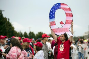 8chan qanon