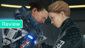 'Death Stranding' Screenshot: Sam Bridges (Norman Reedus) has his eyes closed, forehead touching Fragile's (Léa Seydoux) forehead. She looks at him with intense concentration.