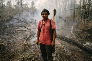 A Guajajara man in Arariboia. Photo by Daniel Vergara.