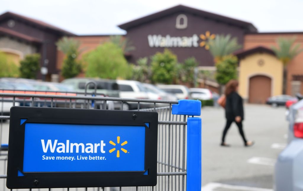 walmart shopping cart parking lot