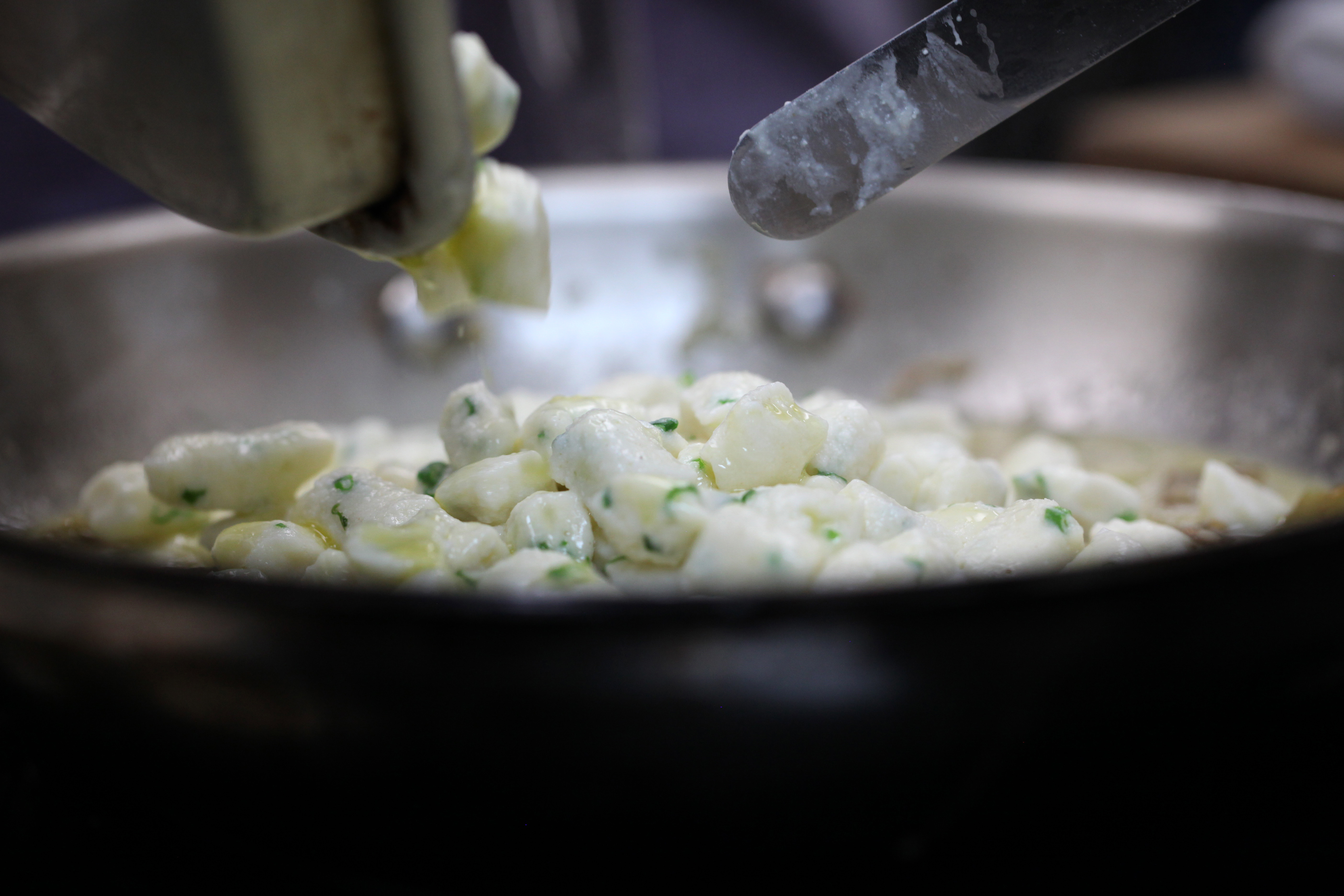 1573163343396-IMG_5517-gnocchi-parisienne-ricotta-chive-from-chef-nick-elmi-laurel