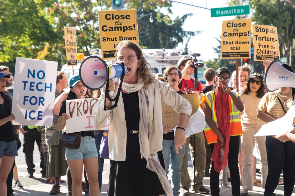 photo de la grève d'employés de l'industrie de pointe à Palo Alto, CA