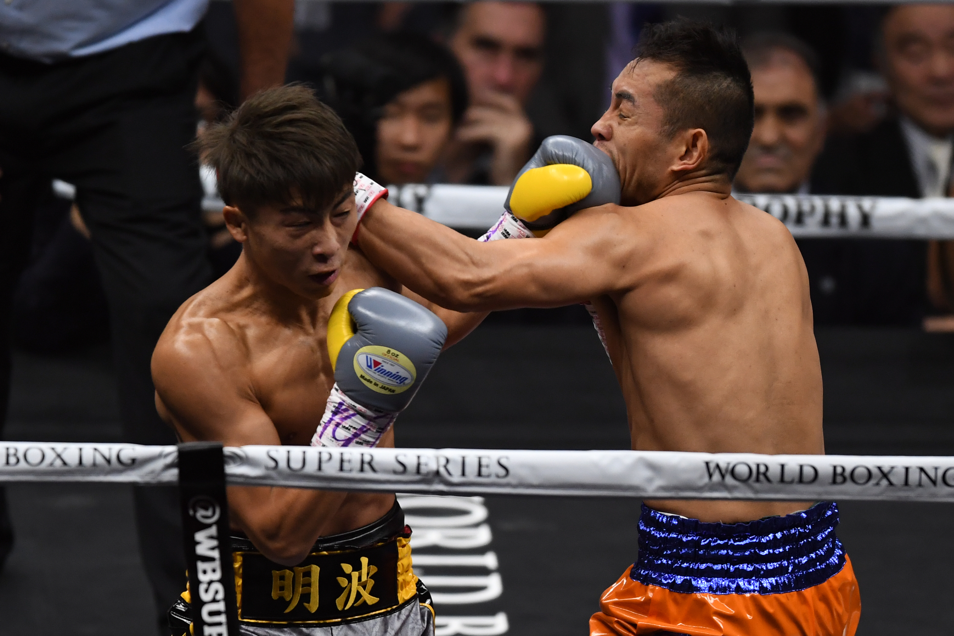 Inoue and Donaire trade punches.