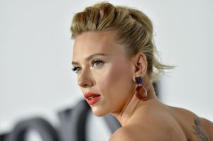 GettyImages-1185809228-scarlett-johansson-marriage-story-netflix-premiere