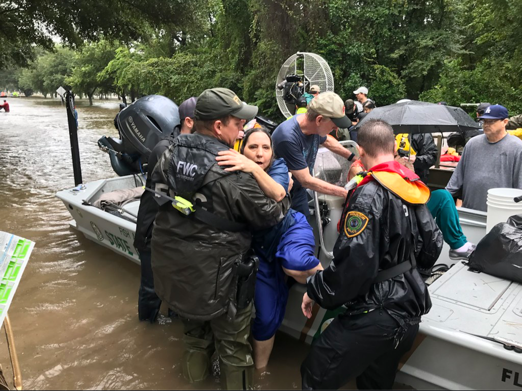 Esfuerzos de rescate después de huracán Harvey​. Imagen: MyFWCmedia