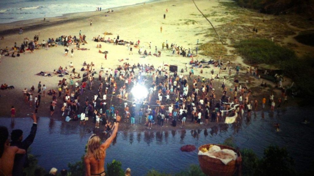 80s Goa beach party