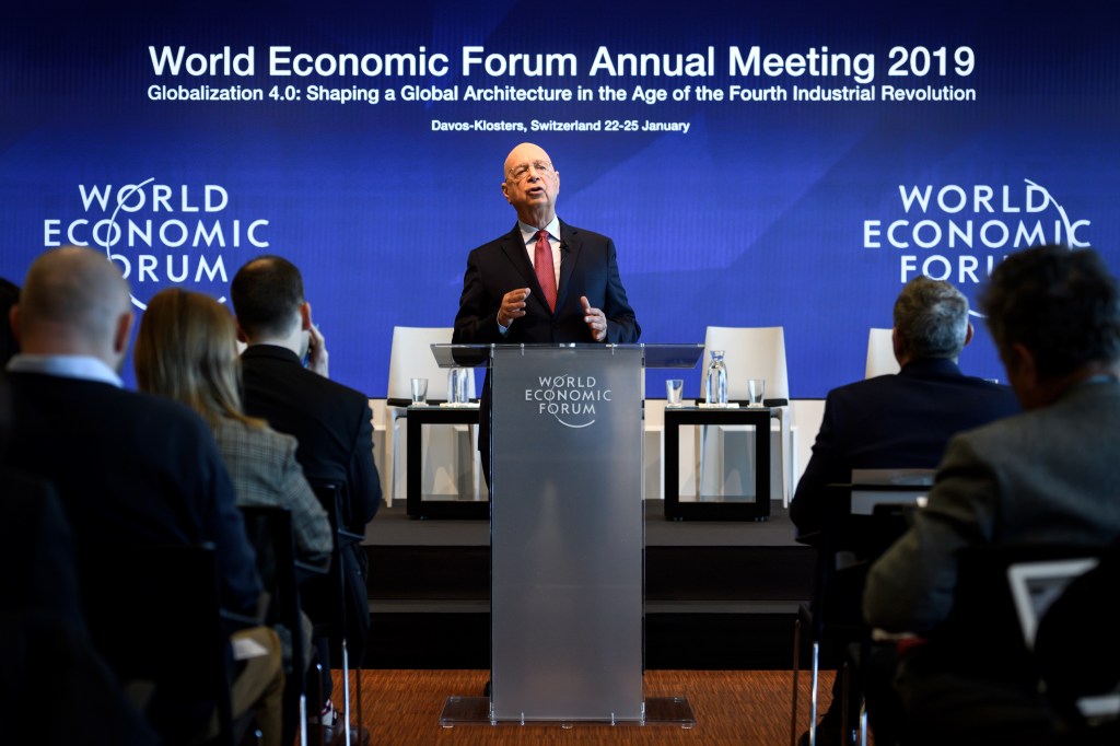 Foto momen pelaksanaan World Economic Forum di Davos dari Getty Images.