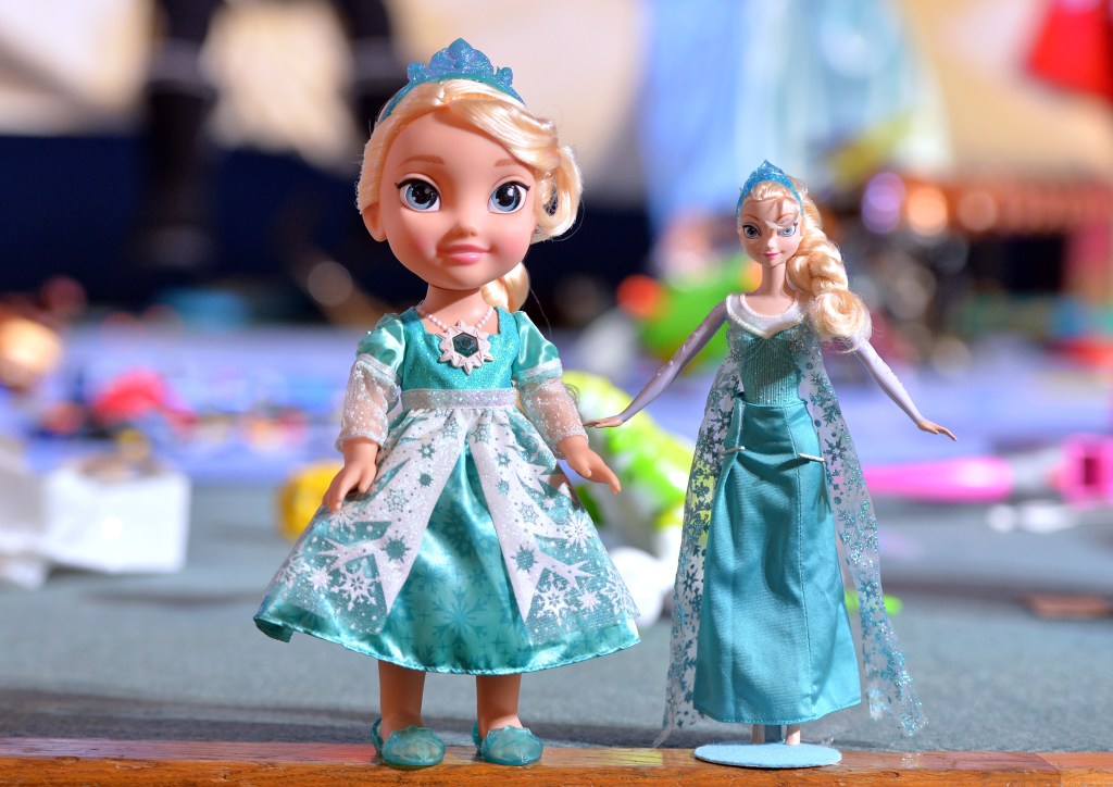 frozen elsa dolll