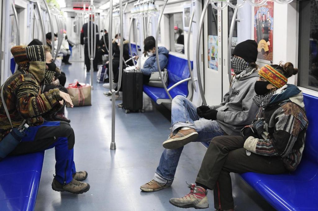 coronovirus, passengers on subway, Wuhan, hypochondriac, mental health