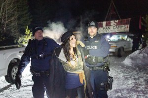 RCMP raid on Wet'suwet'en camps