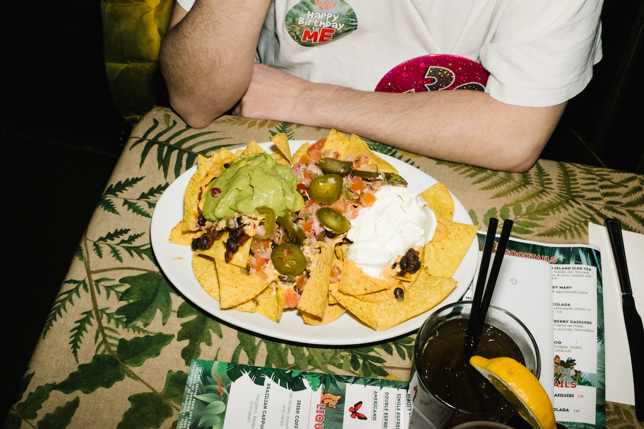 plate of nachos