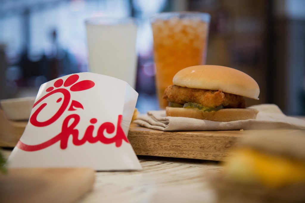 GettyImages-491035470-chick-fil-a-chicken-sandwich