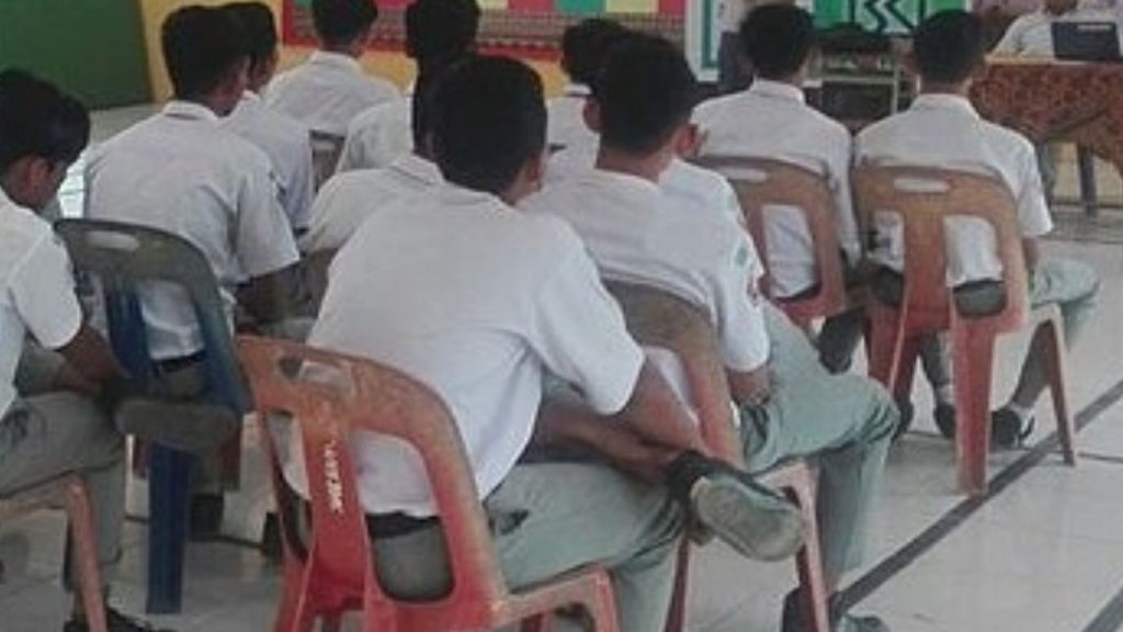 77 Pelajar Seminari di NTT Dipaksa Kakak Kelas Makan Tahi Sebagai Hukuman