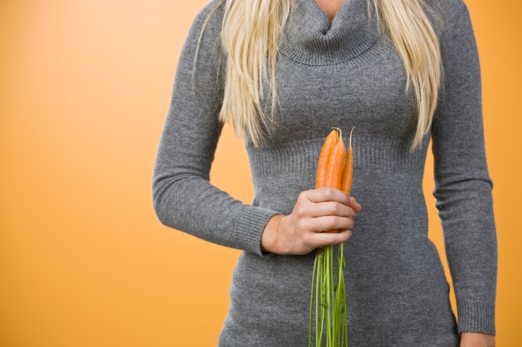 carrot sweater woman