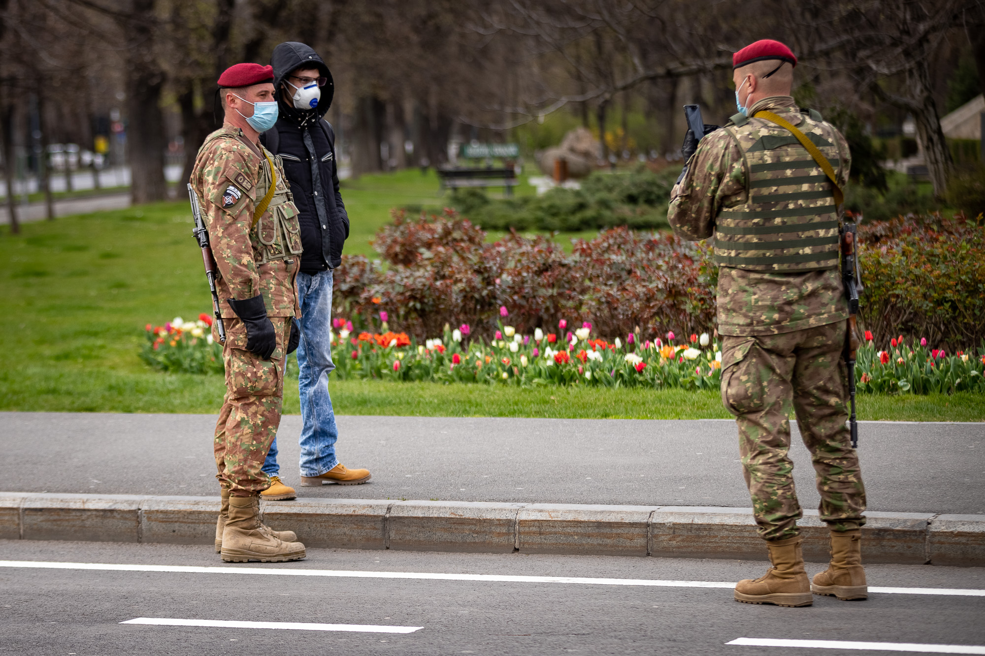 controale armata stare de urgenta bucuresti coronavirus