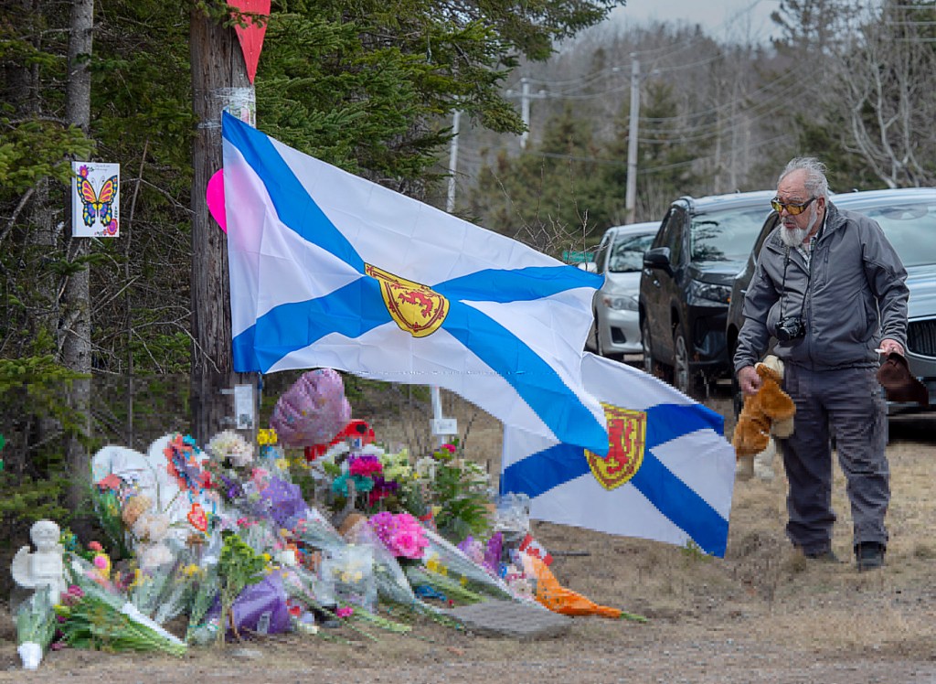 Nine of the 22 Nova Scotians killed in a horrifying 13-hour stretch of violence last week died in fires set by the gunman, police said Tuesday.