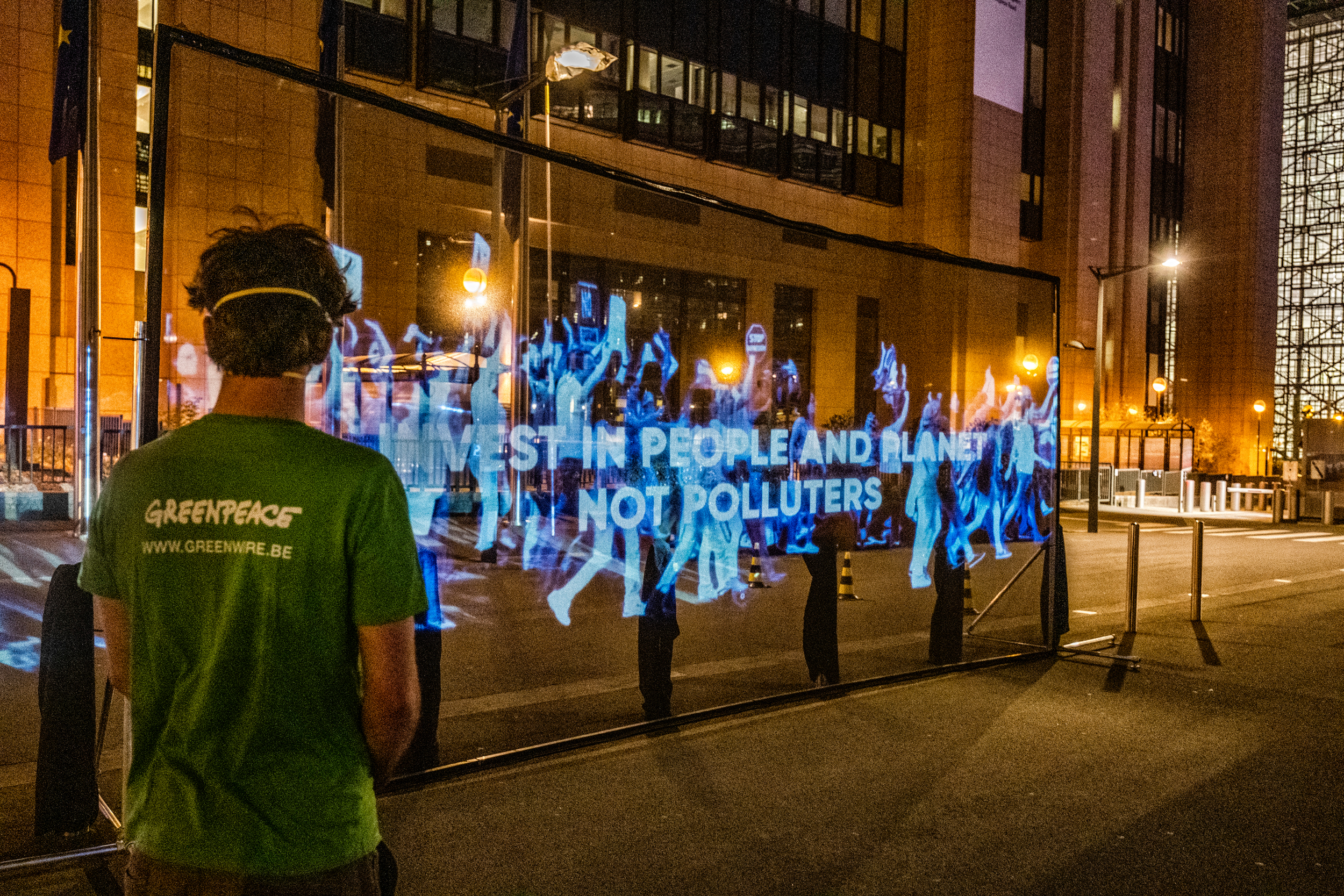 hologram protest greenpeace