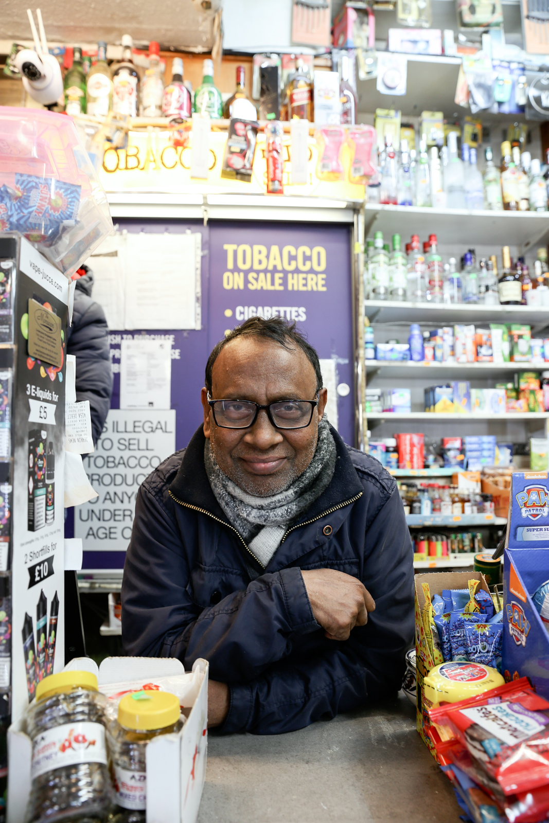 Corner shop oner