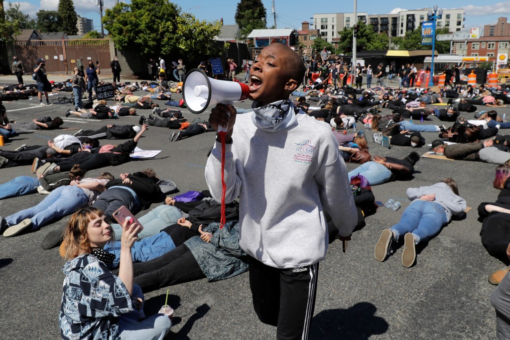 tacoma police protest