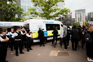 What Would Happen If We Defunded Police in the UK?