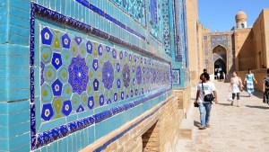 Uzbekistan Siap Bayar Rp44 Juta Buat Turis yang Kena Covid-19 Saat Berkunjung ke Samarkand