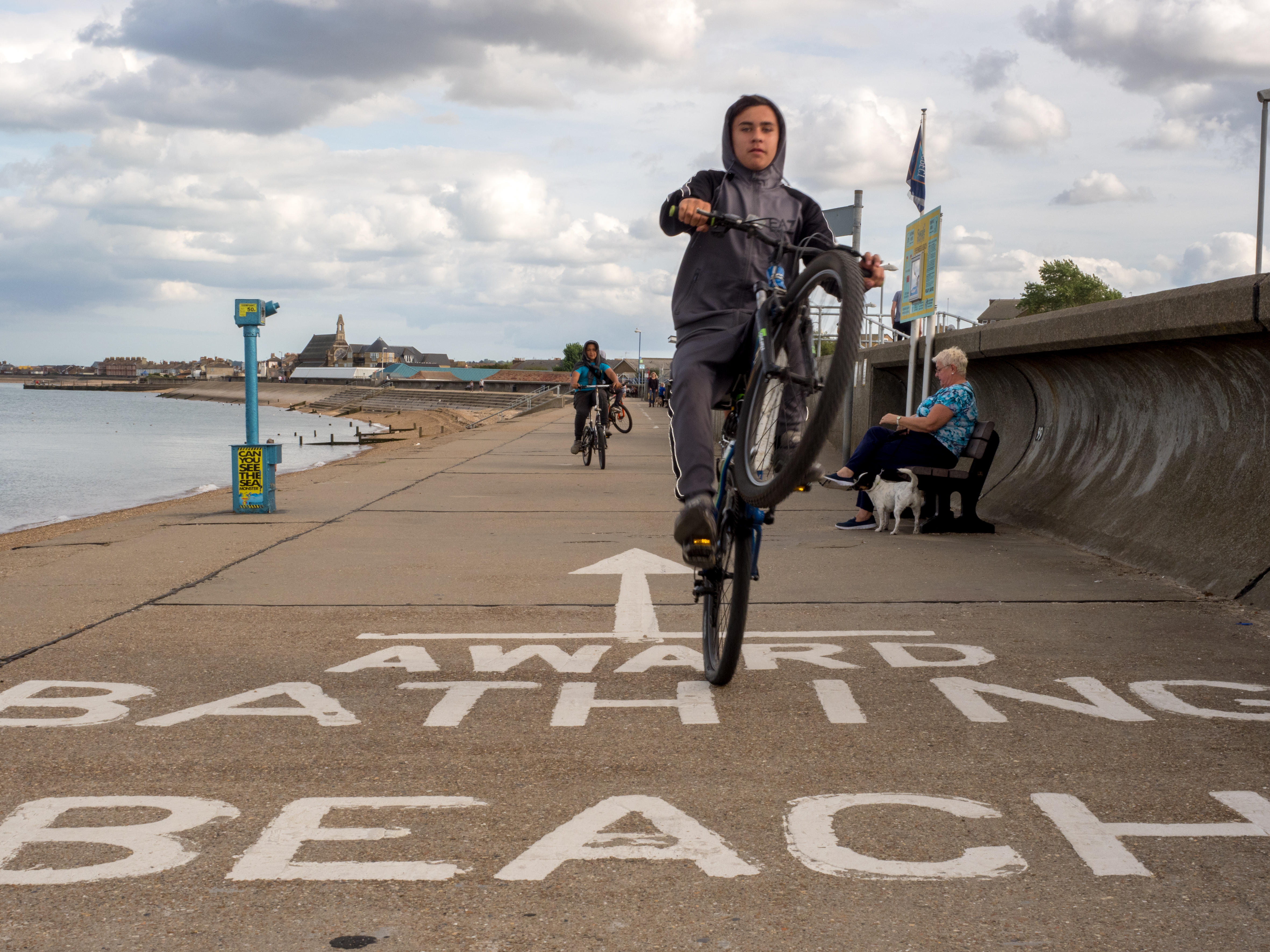 sheerness beach cycle