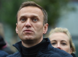 Tokoh oposisi Rusia Alexei Navalny diracun dengan senjata kimia Novichok