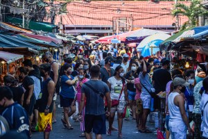 Philippines Manila market people