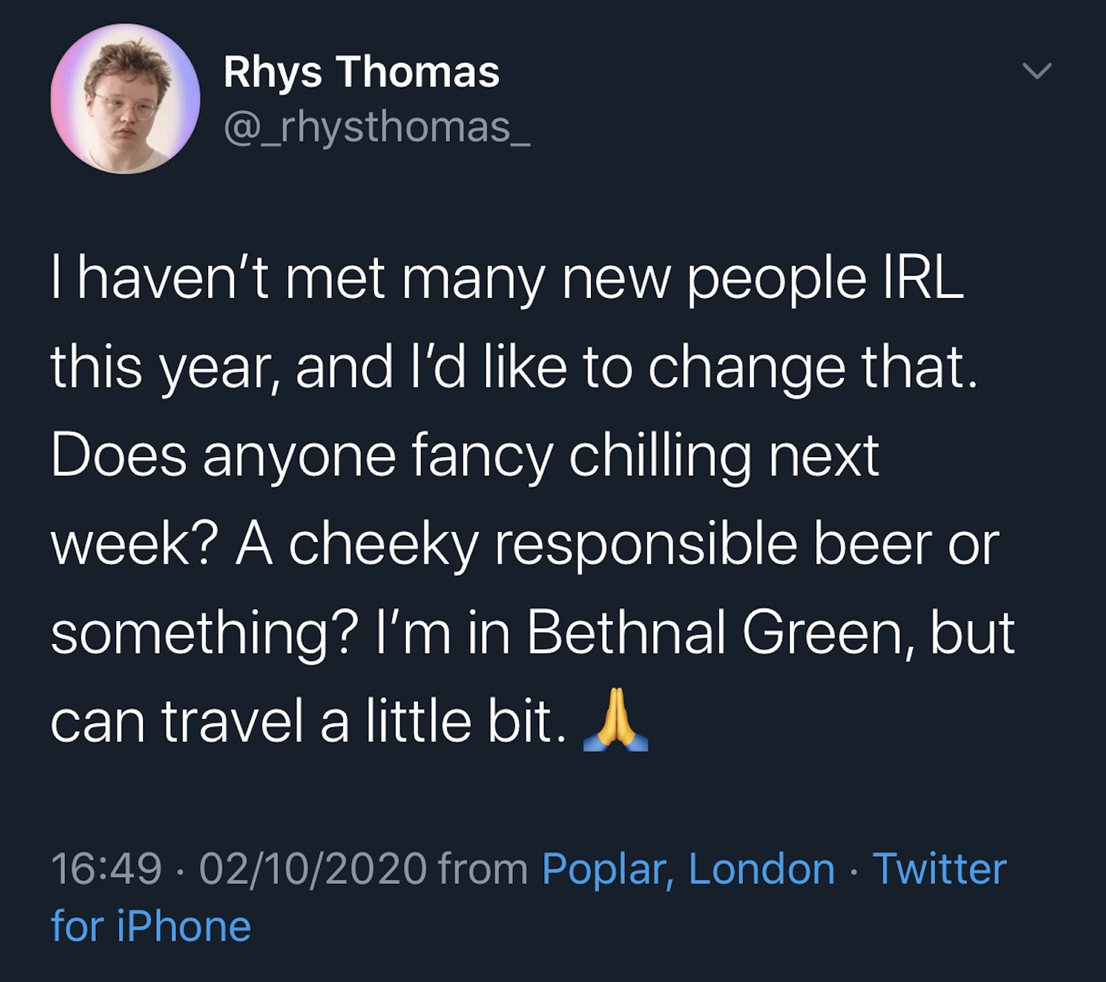 Rhys asking for friends on Twitter