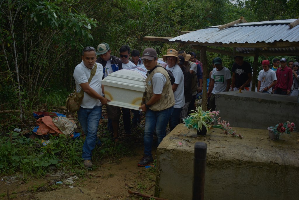 The funeral of forest ranger Bienbenido Toto Veguillas, 44, on September 14, 2019 in El Nido, Philippines