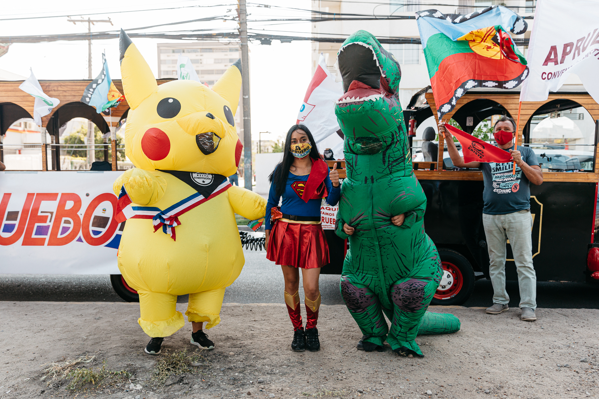 TÍA PIKACHU MUJER MARAVILLA Y DINOSAURIO - FOTOS X MILABELEN-2419.JPG