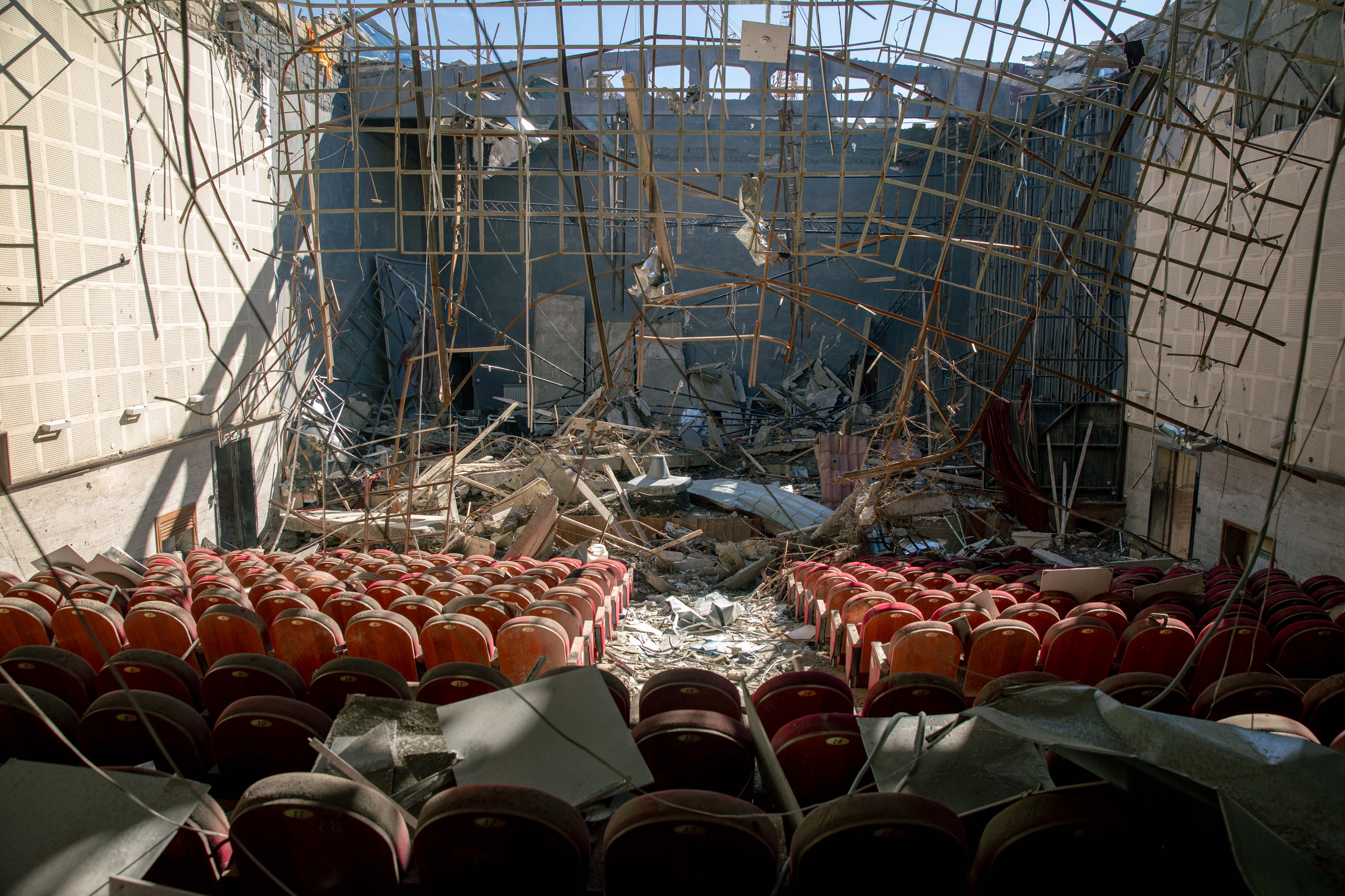 Shushi's destroyed cultural centre, that houses a theatre.