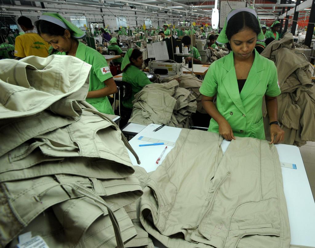 Sri Lankan garment workers at a factory near Colombo (not Brandix) in 2008.