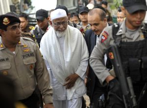 Abu Bakar Ba'asyir Bebas Jalani Deradikalisasi Rutin oleh BNPT