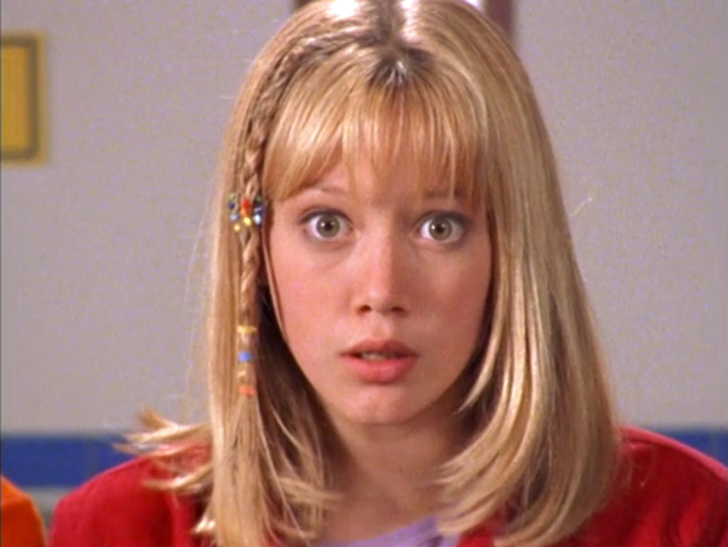 Hilary Duff como Lizzie