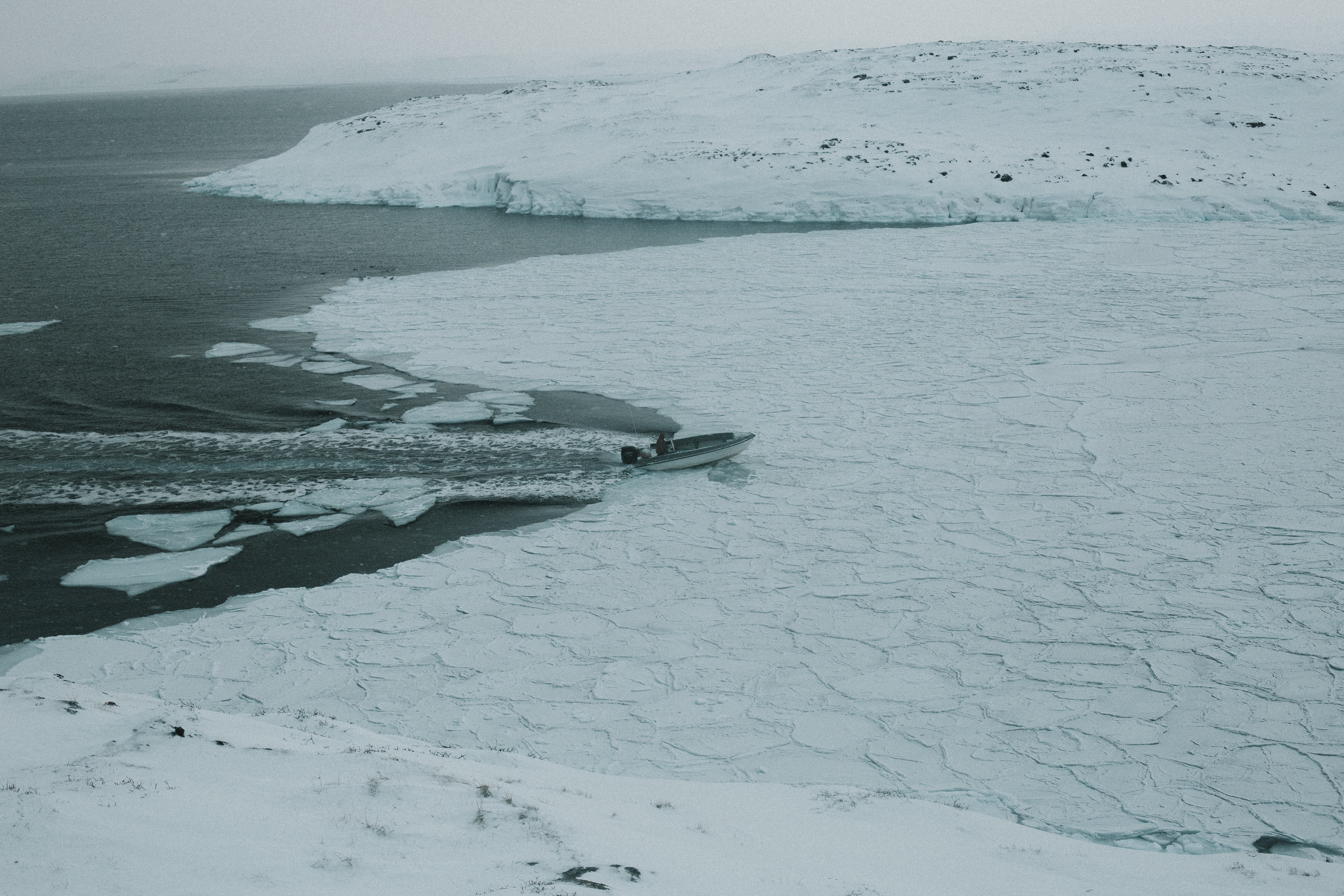 ICE FLOE IN AKUNNAAQ, GREELAND