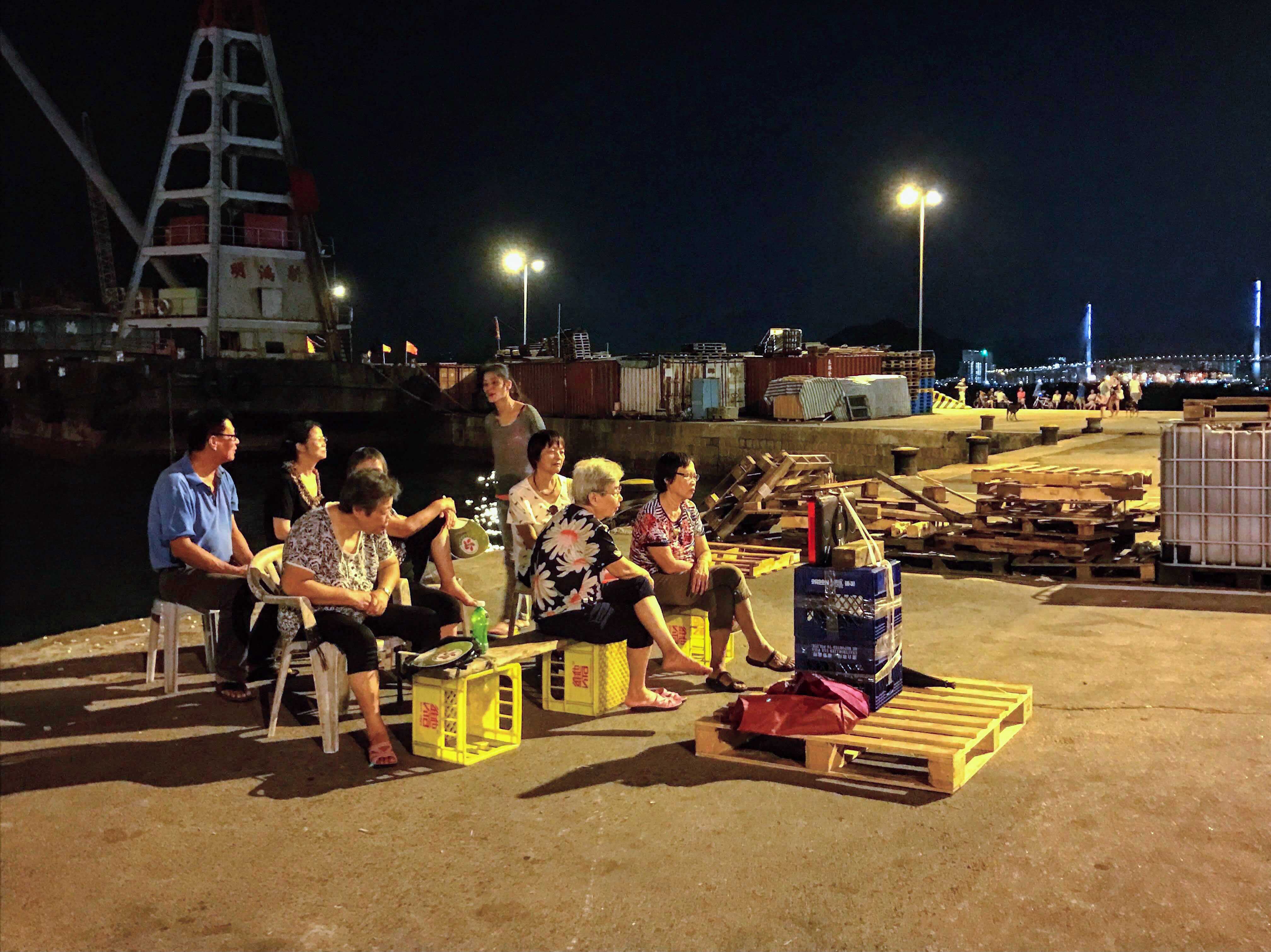 hong kong instagram pier closed