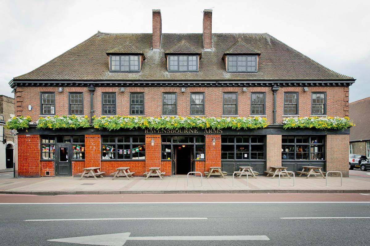 The since shuttered Ravensbourne Arms in Lewisham, circa 2015.