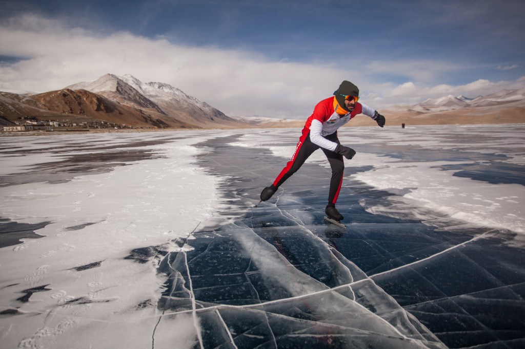 vishwaraj jadeja ice skating ladakh