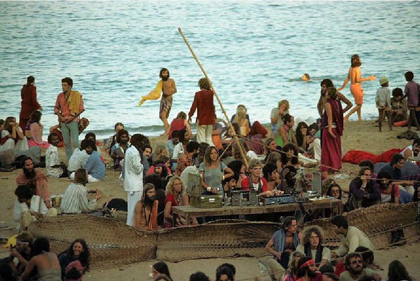 Full Moon Party Anjuna beach In 1979 Photo credit Gilbert Garcia.jpeg