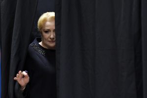 cartea viorica dancila, recenzie carte dancila