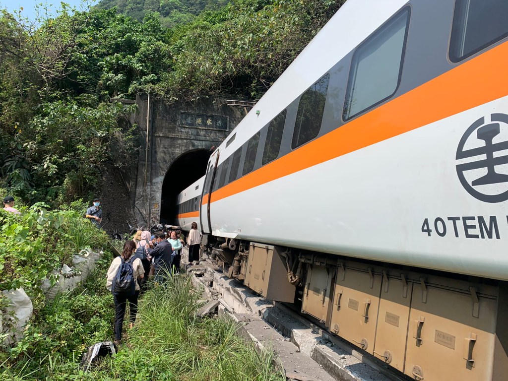 Taiwan train crash