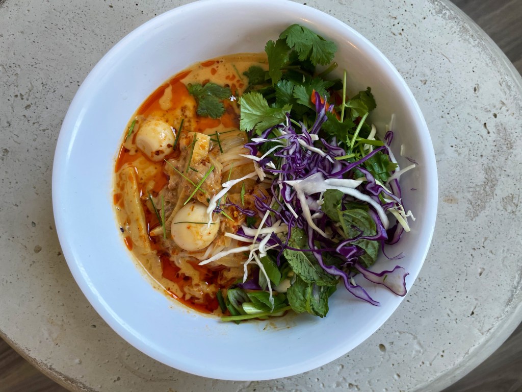 Zuppa Khao Poon